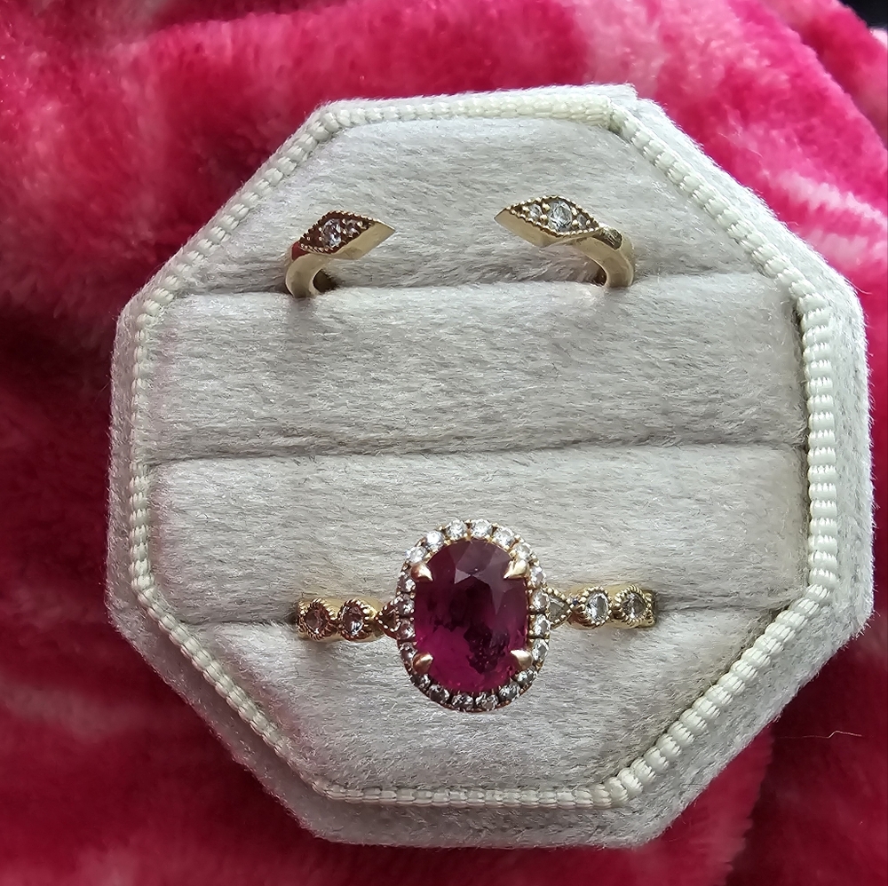 Vintage-Inspired Gold and Pink Halo Ring